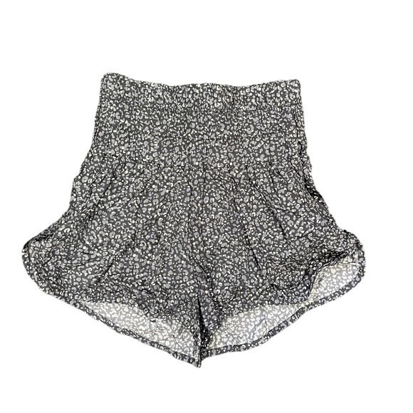 Free People FP Movement Way Home Leopard Shorts Size Small - Picture 3 of 5